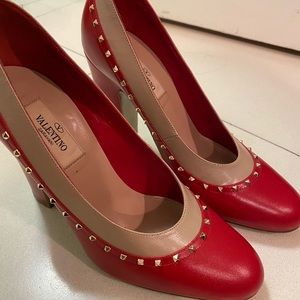 AUTHENTIC Valentino Rockstud Heels Red & Nude